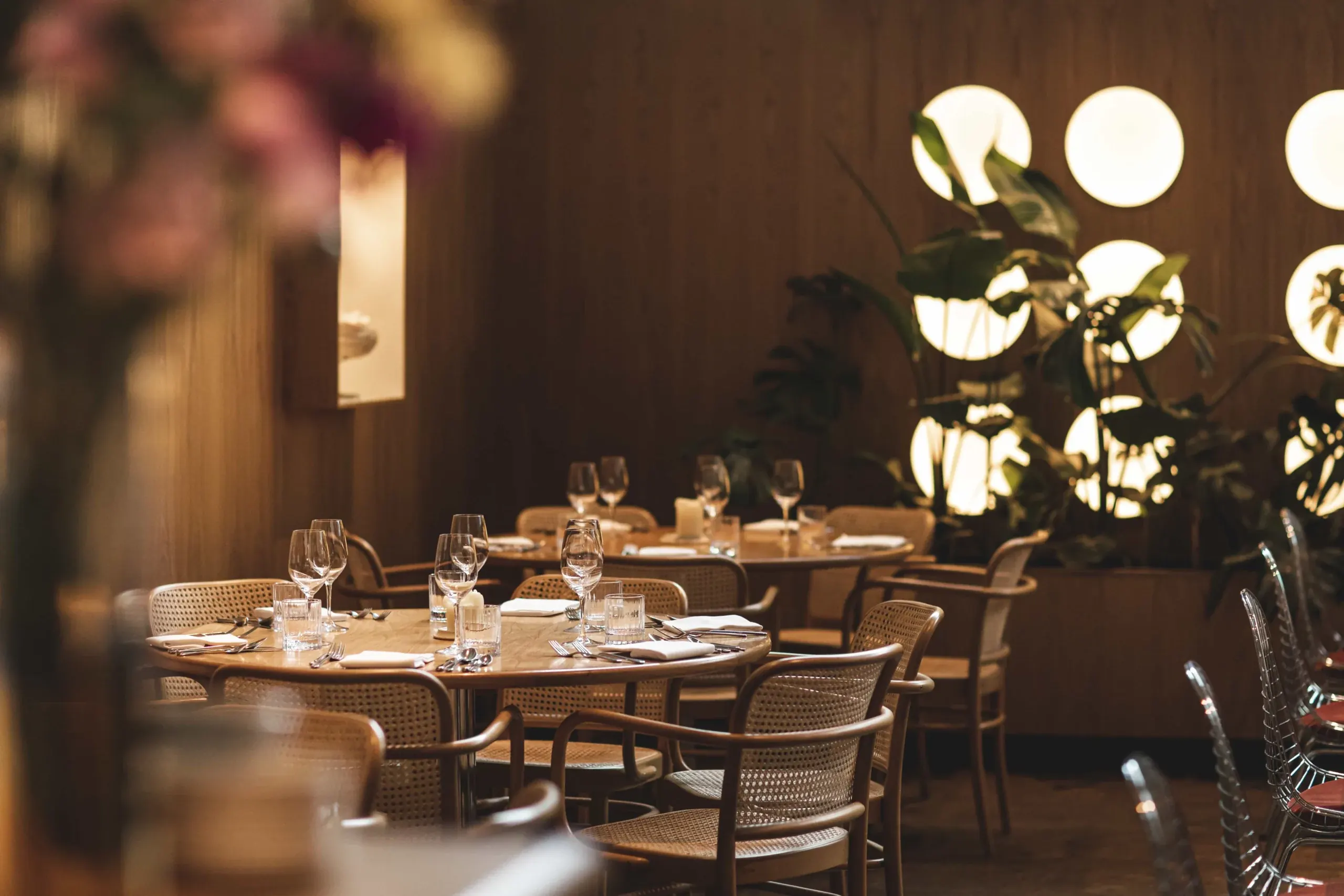 Restaurant Héroine in het Industriegebouw in Rotterdam