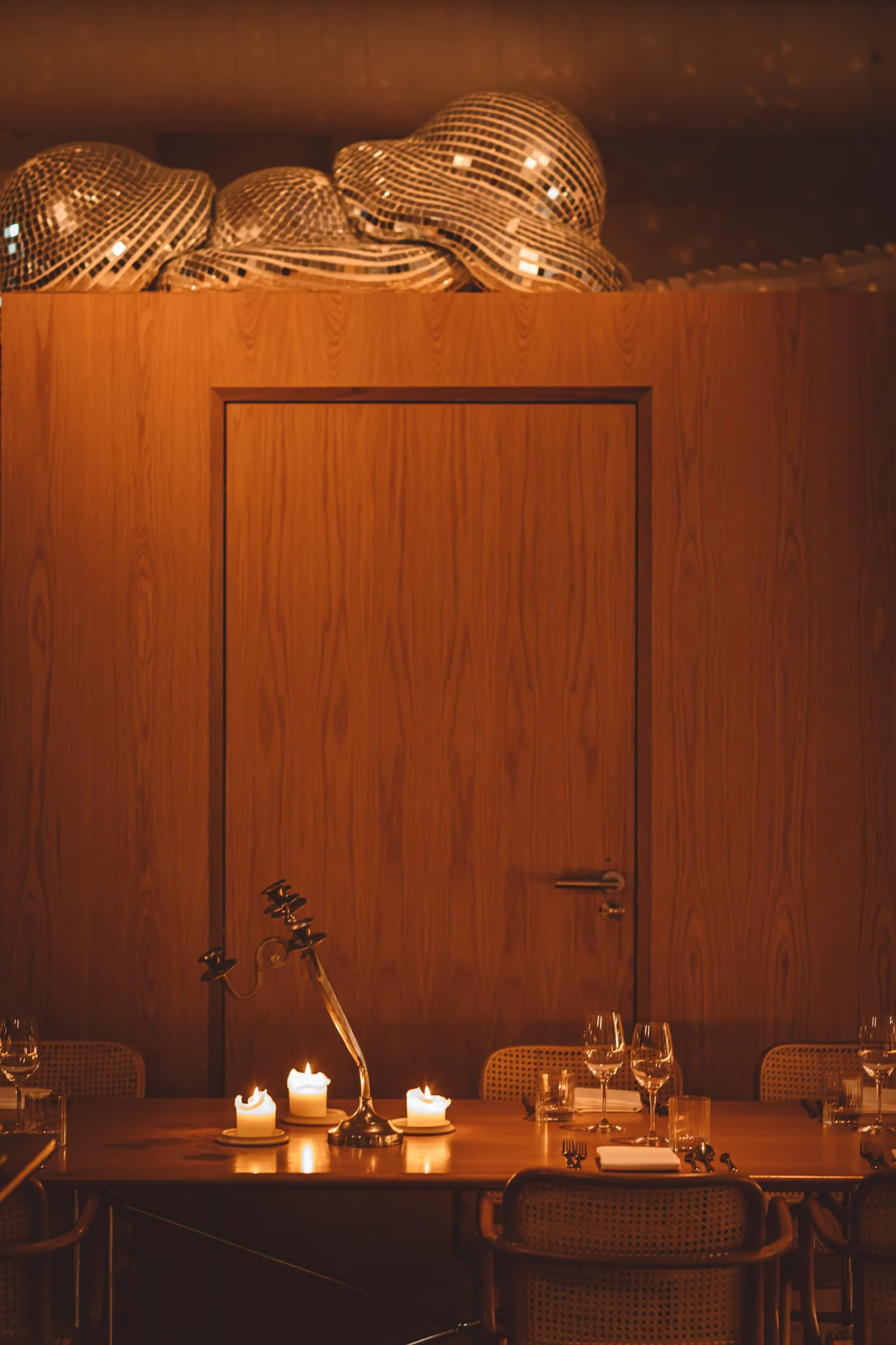 Interieur van restaurant Héroine in Rotterdam